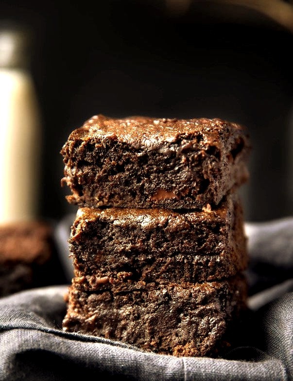 GINGERSNAP MOLASSES BROWNIES Really nice recipes. Every hour.Show me what you cooked!
