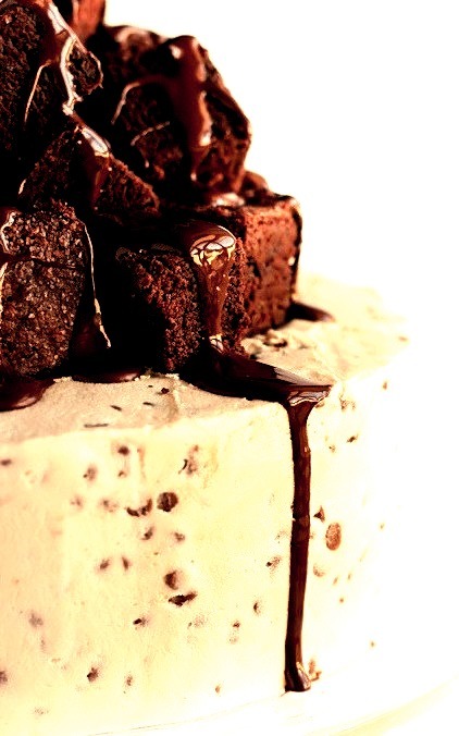 Recipe: Fudge Brownie & Cookie Dough Cake