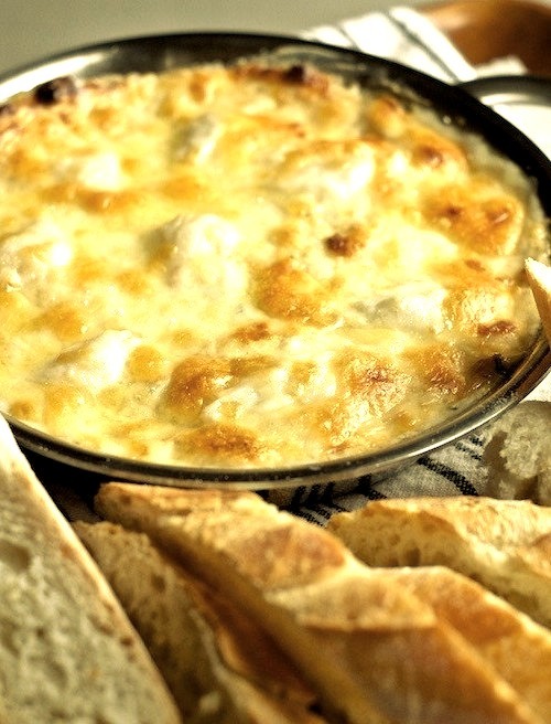 maryland style hot and spicy crab dip